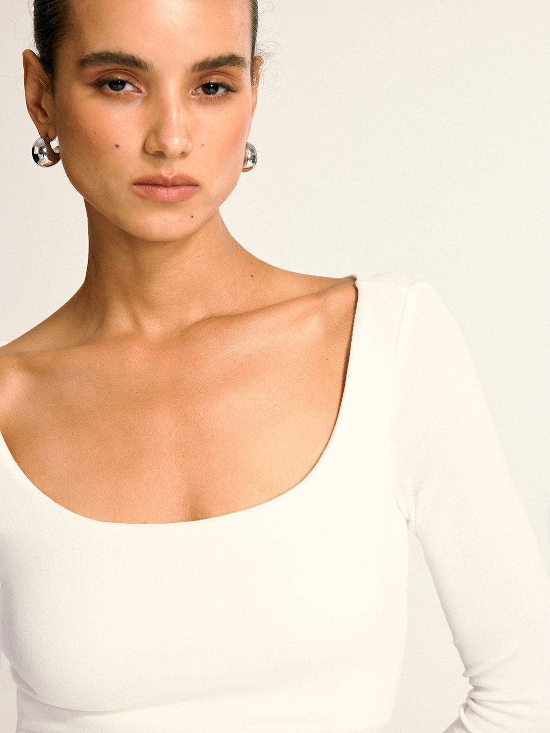 Bra-Free Slim Fit Low Neck Long Sleeve Top