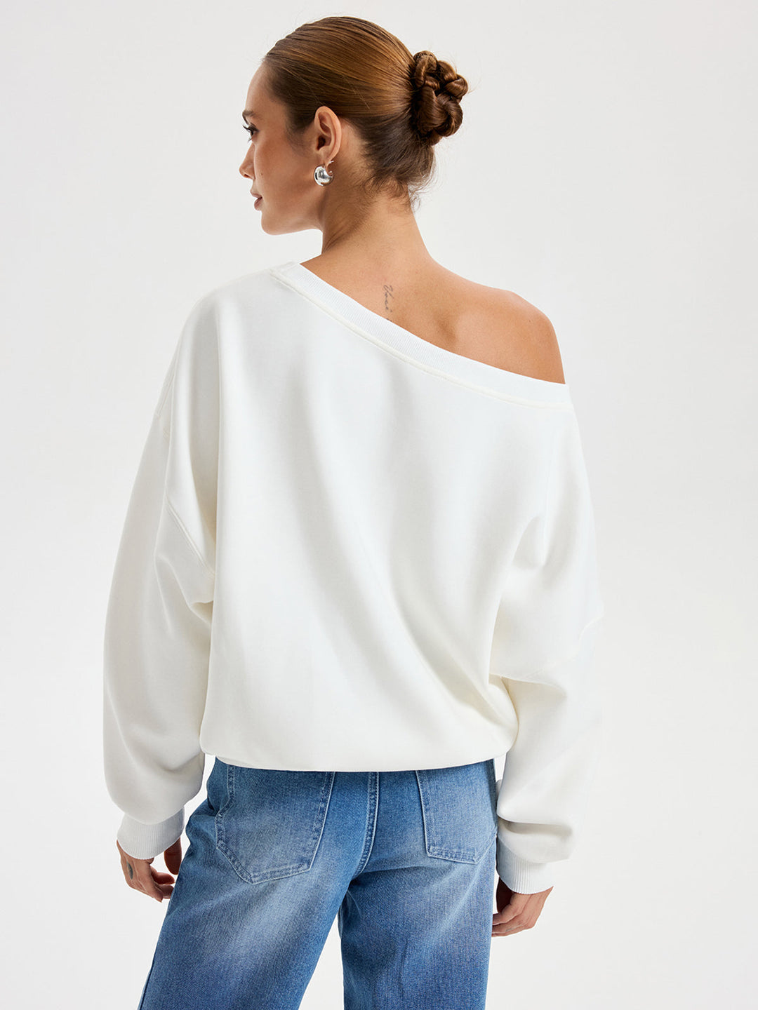 Off-Shoulder Oversized Sweatshirt